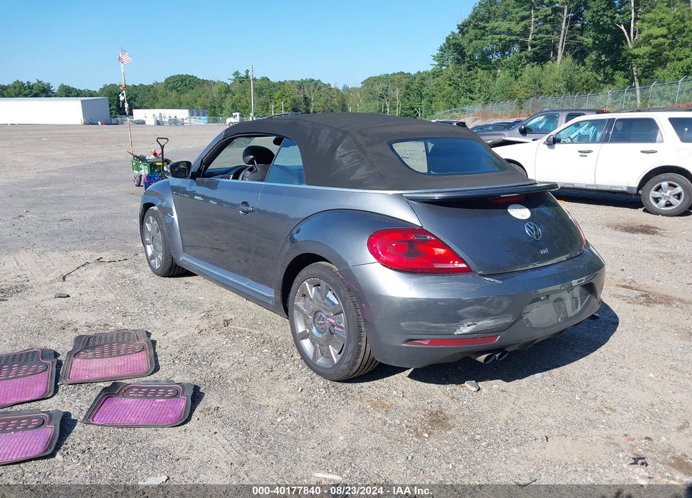 2014 VOLKSWAGEN BEETLE 2.0L TDI VIN: 3VW5L7AT7EM817613
