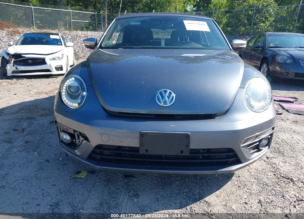 2014 VOLKSWAGEN BEETLE 2.0L TDI VIN: 3VW5L7AT7EM817613