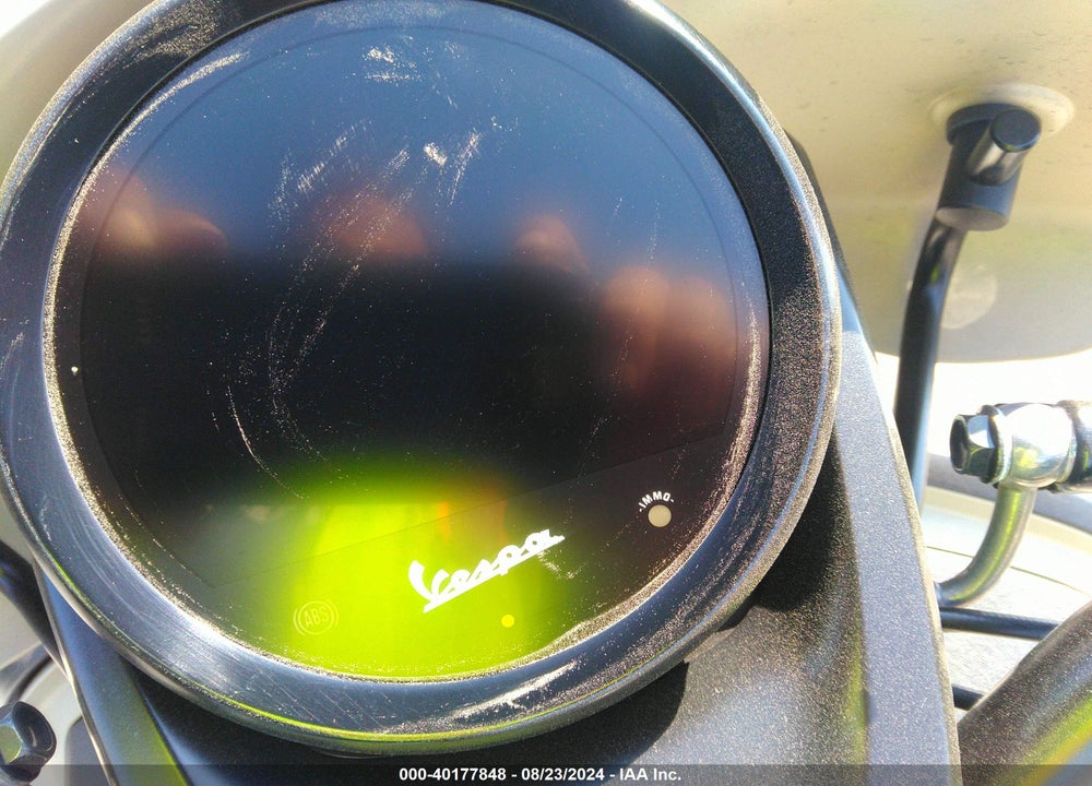 2024 VESPA GTS/SEI GIORNI 300 VIN: ZAPMD39M9R5400084