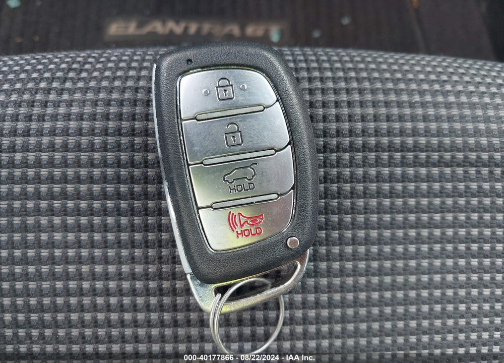 2016 HYUNDAI ELANTRA GT VIN: KMHD35LH9GU258197