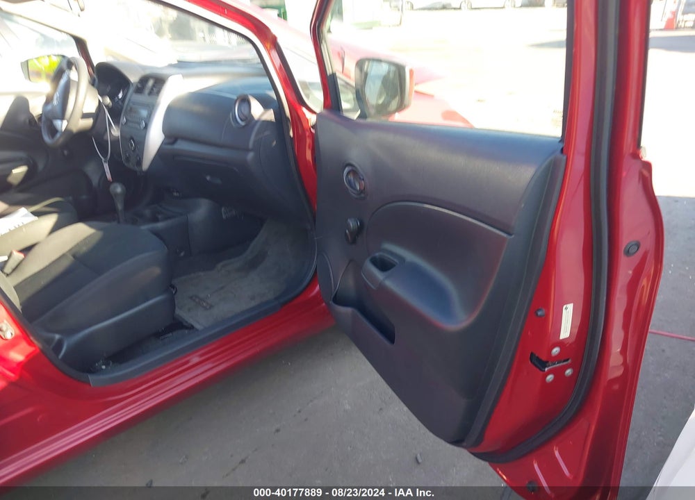2015 NISSAN VERSA NOTE VIN: 3N1CE2CP3FL400278