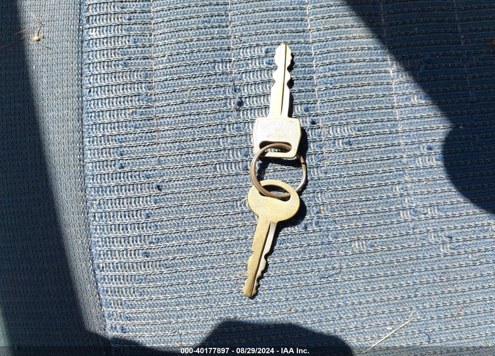 1987 FORD F150 VIN: 1FTEF15N6HPB35453