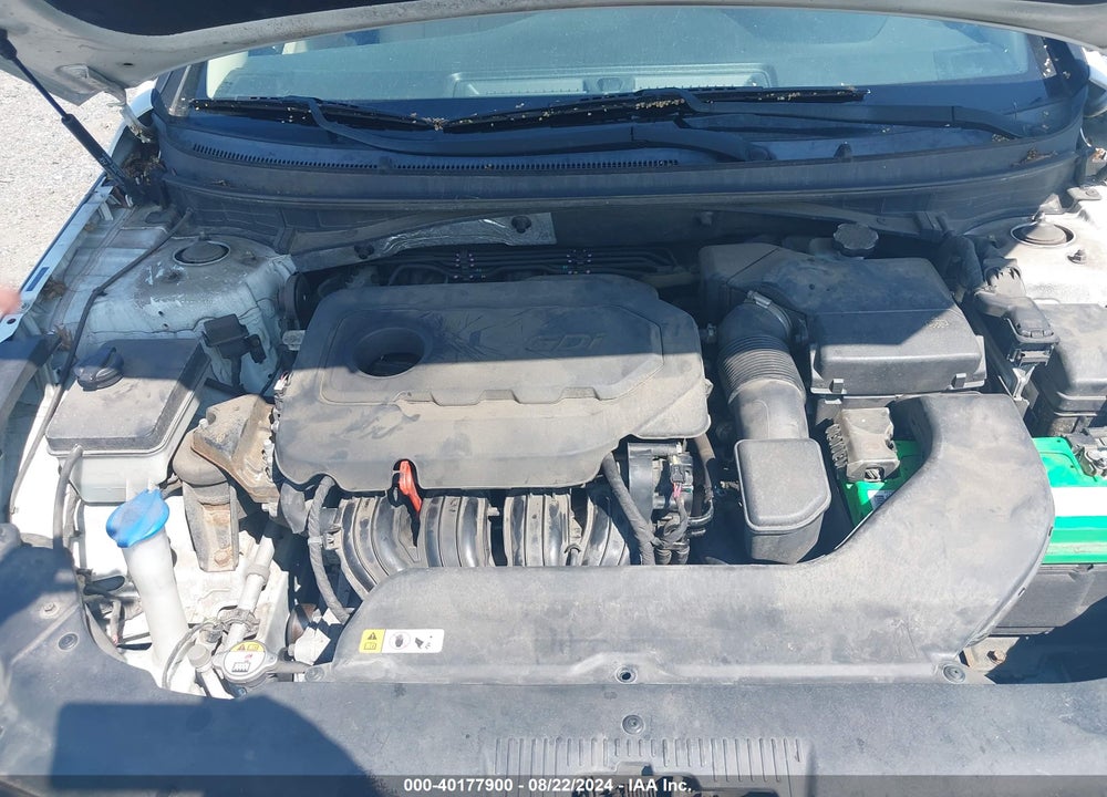 2015 HYUNDAI SONATA SE VIN: 5NPE24AF3FH209268