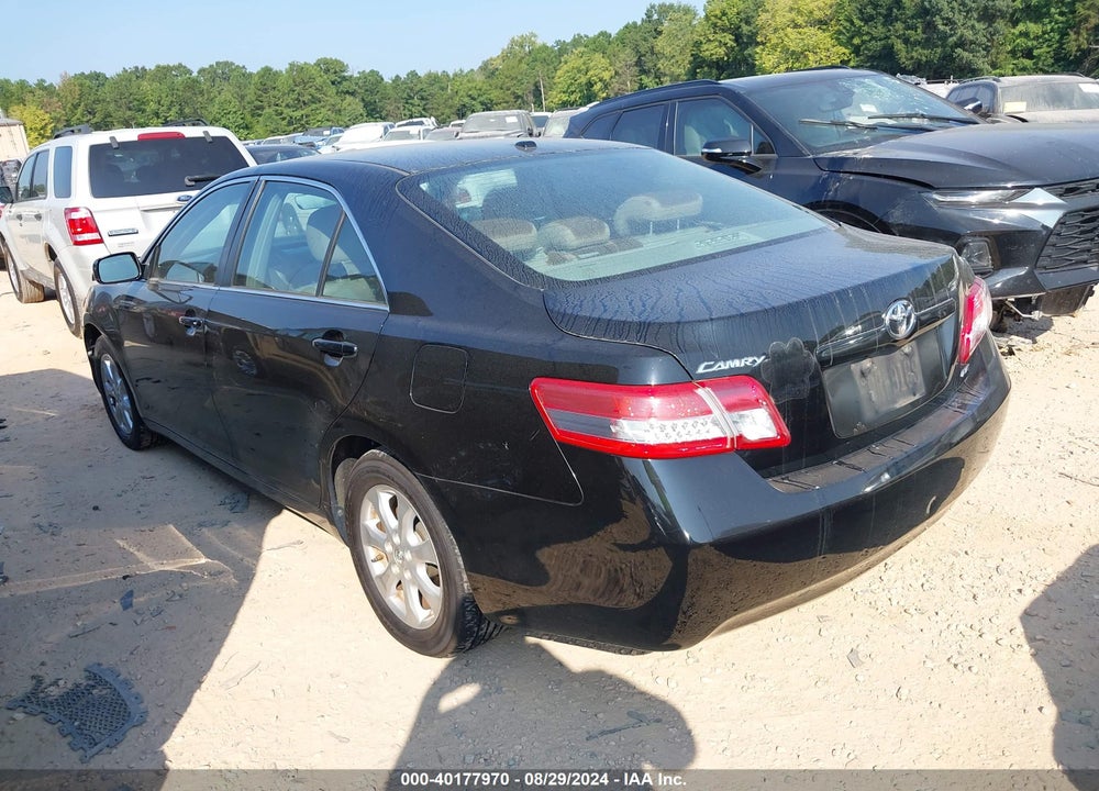 2011 TOYOTA CAMRY LE VIN: 4T1BF3EK8BU165210