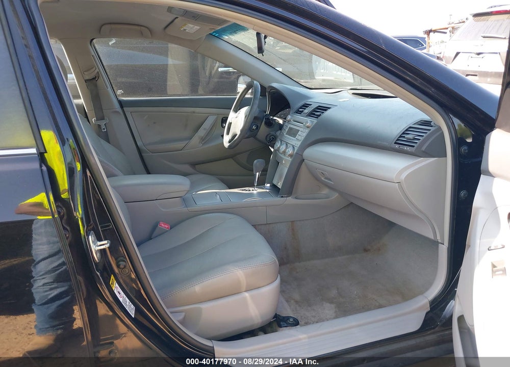 2011 TOYOTA CAMRY LE VIN: 4T1BF3EK8BU165210