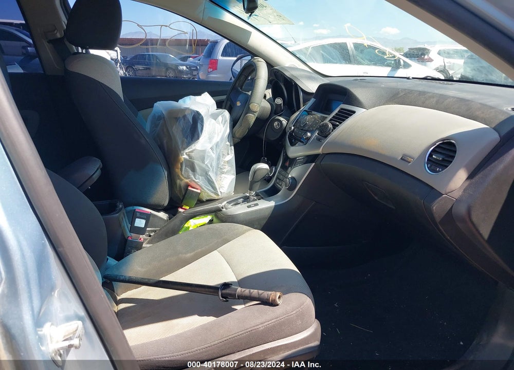 2011 CHEVROLET CRUZE LS VIN: 1G1PC5SH3B7104037
