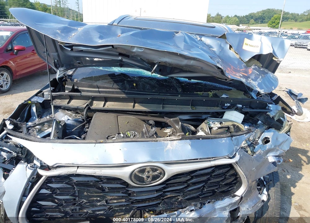 2021 TOYOTA HIGHLANDER XLE VIN: 5TDGZRBH4MS117403