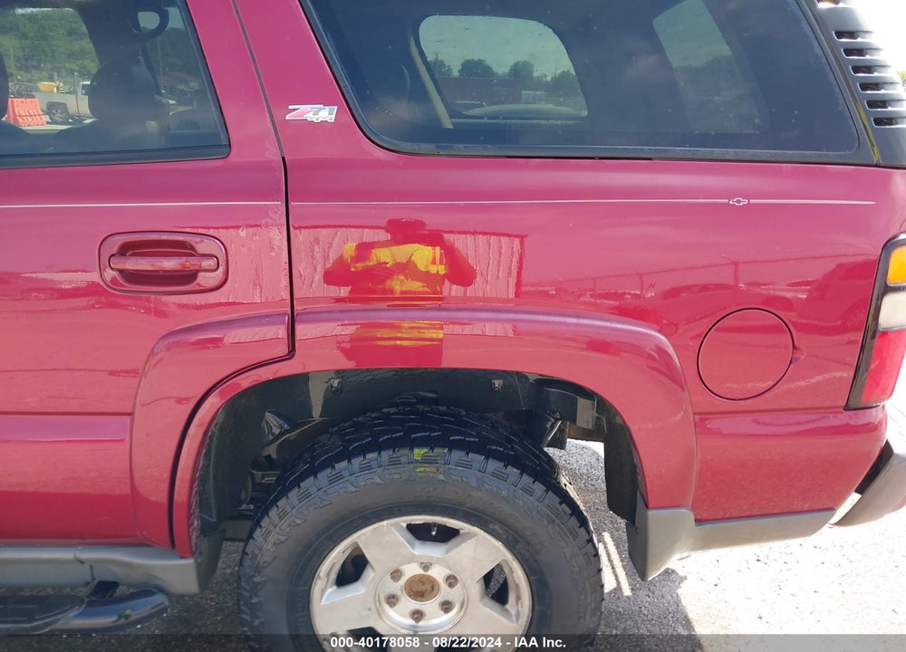 2005 CHEVROLET TAHOE Z71 VIN: 1GNEK13T75R213453