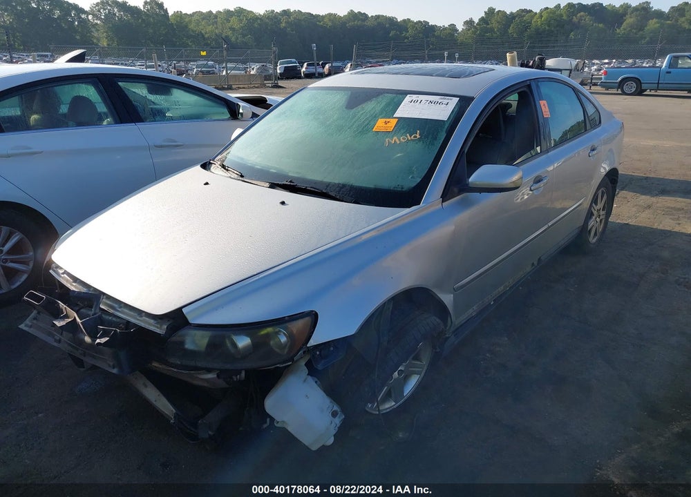 2004 VOLVO S40 T5 VIN: YV1MS682242026060