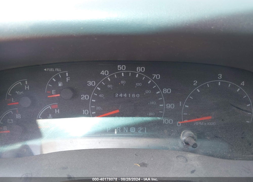 2001 FORD F-350 LARIAT/XL/XLT VIN: 1FDSX34S31EA73218