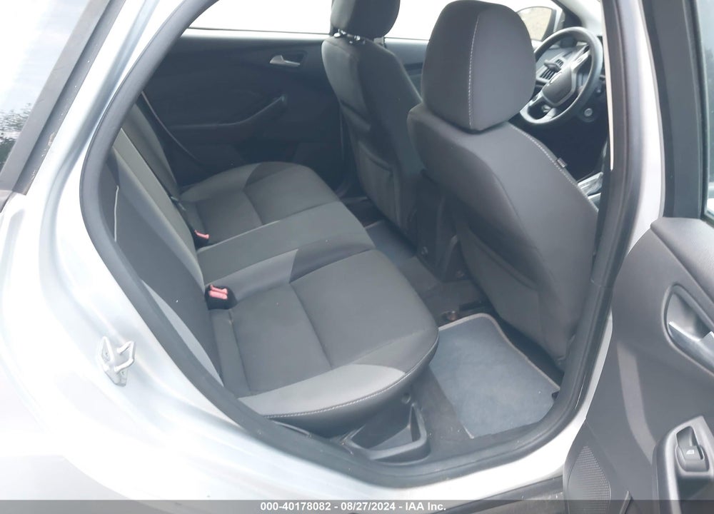 2014 FORD FOCUS SE VIN: 1FADP3K27EL133203