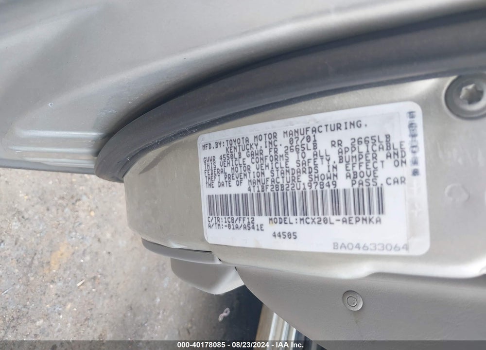 2002 TOYOTA AVALON XL VIN: 4T1BF28B22U197849