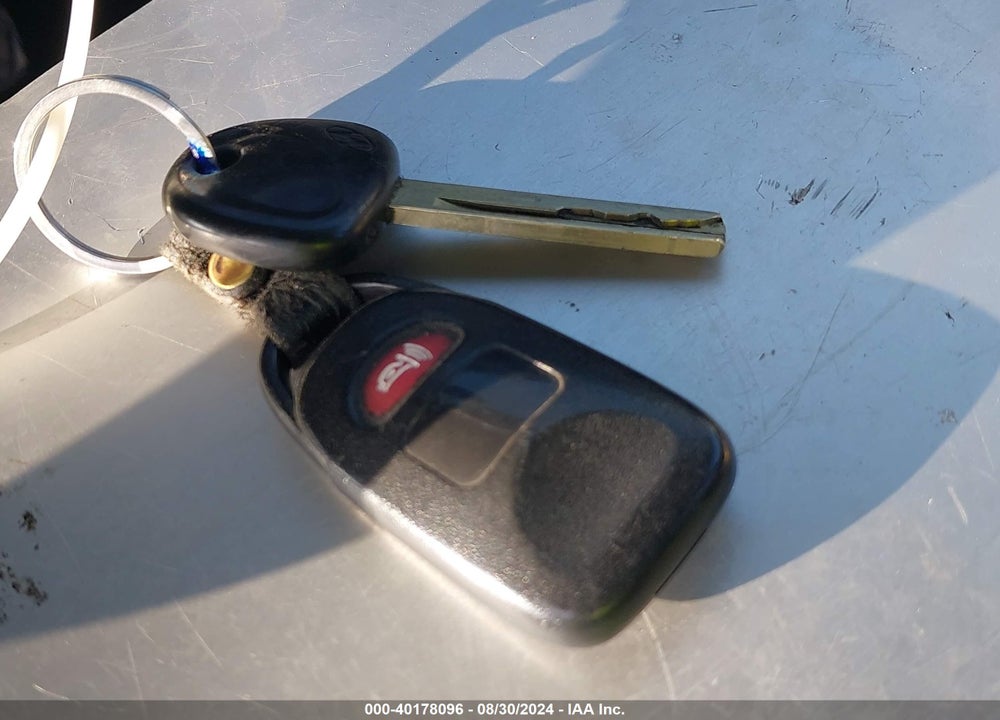 2014 HYUNDAI ACCENT SE VIN: KMHCU5AE3EU188761