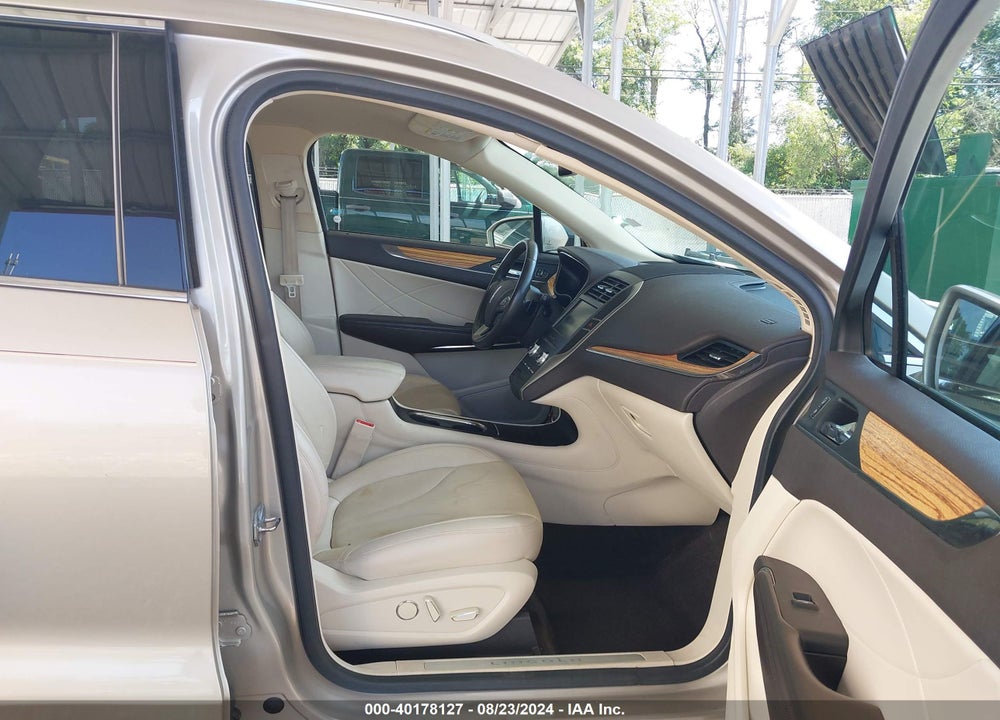 2015 LINCOLN MKC VIN: 5LMTJ2AH0FUJ17095