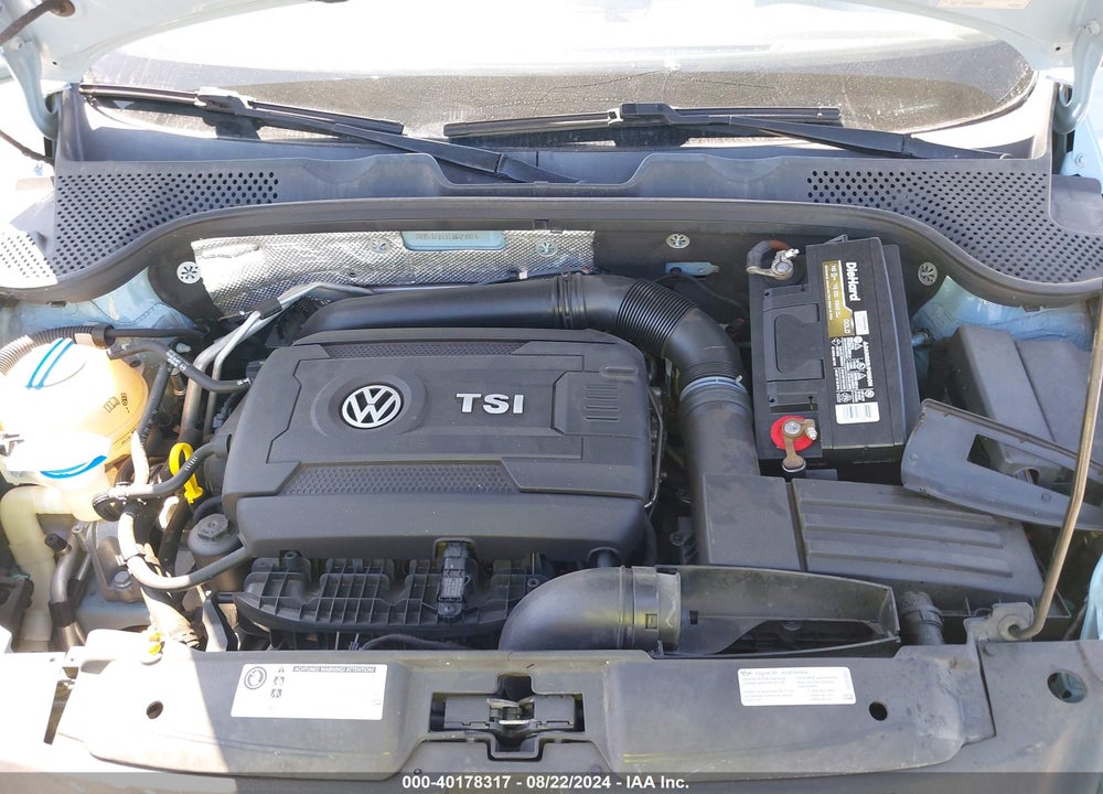 2014 VOLKSWAGEN BEETLE 1.8T VIN: 3VW517AT7EM821974