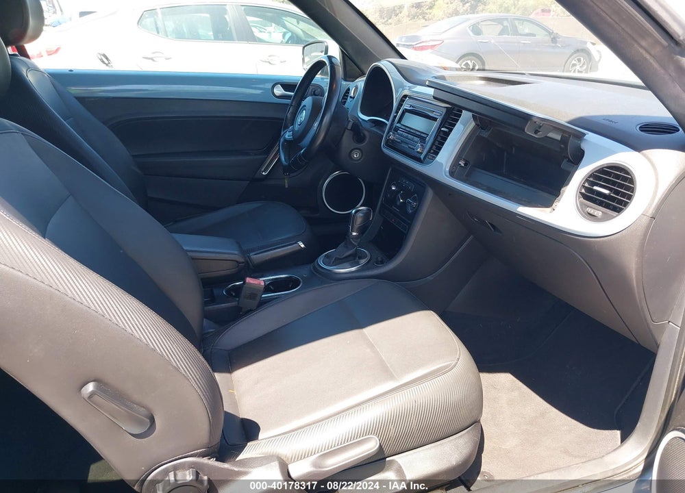 2014 VOLKSWAGEN BEETLE 1.8T VIN: 3VW517AT7EM821974