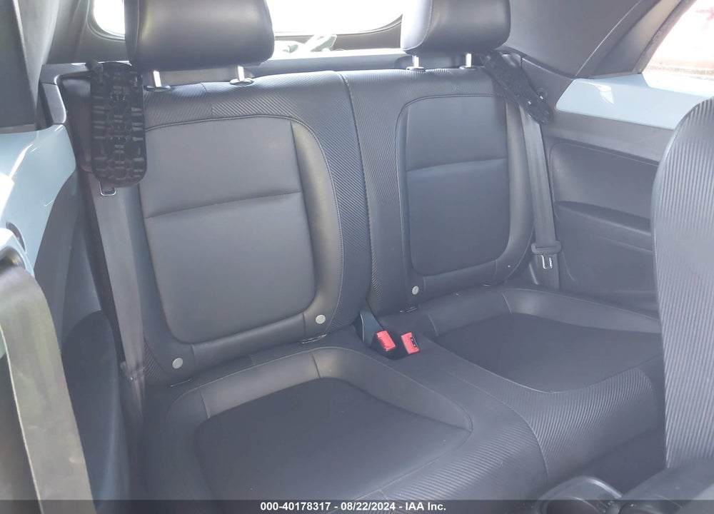 2014 VOLKSWAGEN BEETLE 1.8T VIN: 3VW517AT7EM821974