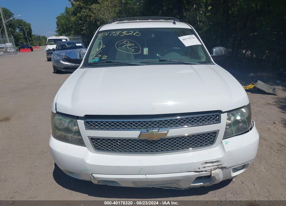 2011 CHEVROLET TAHOE LTZ VIN: 1GNSKCE03BR266857