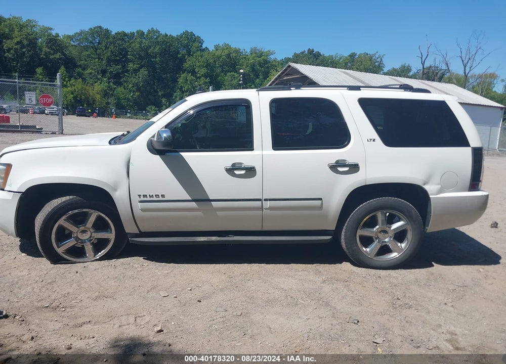 2011 CHEVROLET TAHOE LTZ VIN: 1GNSKCE03BR266857