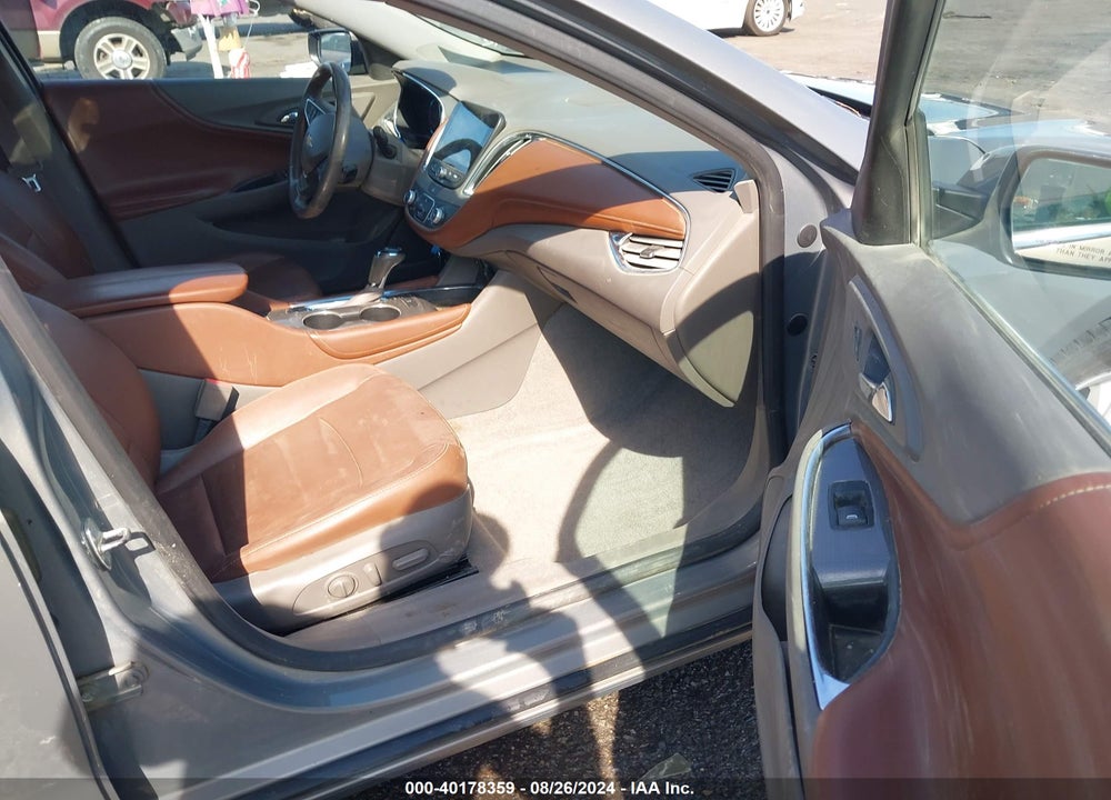 2018 CHEVROLET MALIBU LT VIN: 1G1ZD5ST0JF134448
