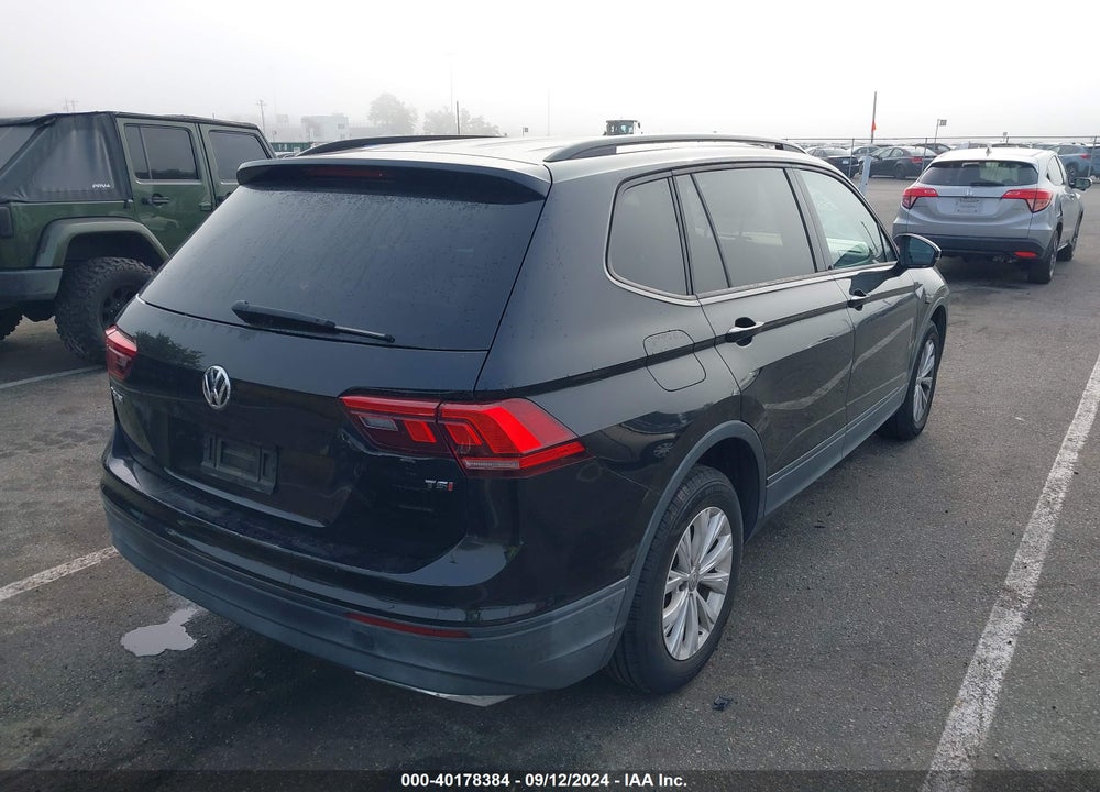 2018 VOLKSWAGEN TIGUAN 2.0T S VIN: 3VV1B7AX2JM036517