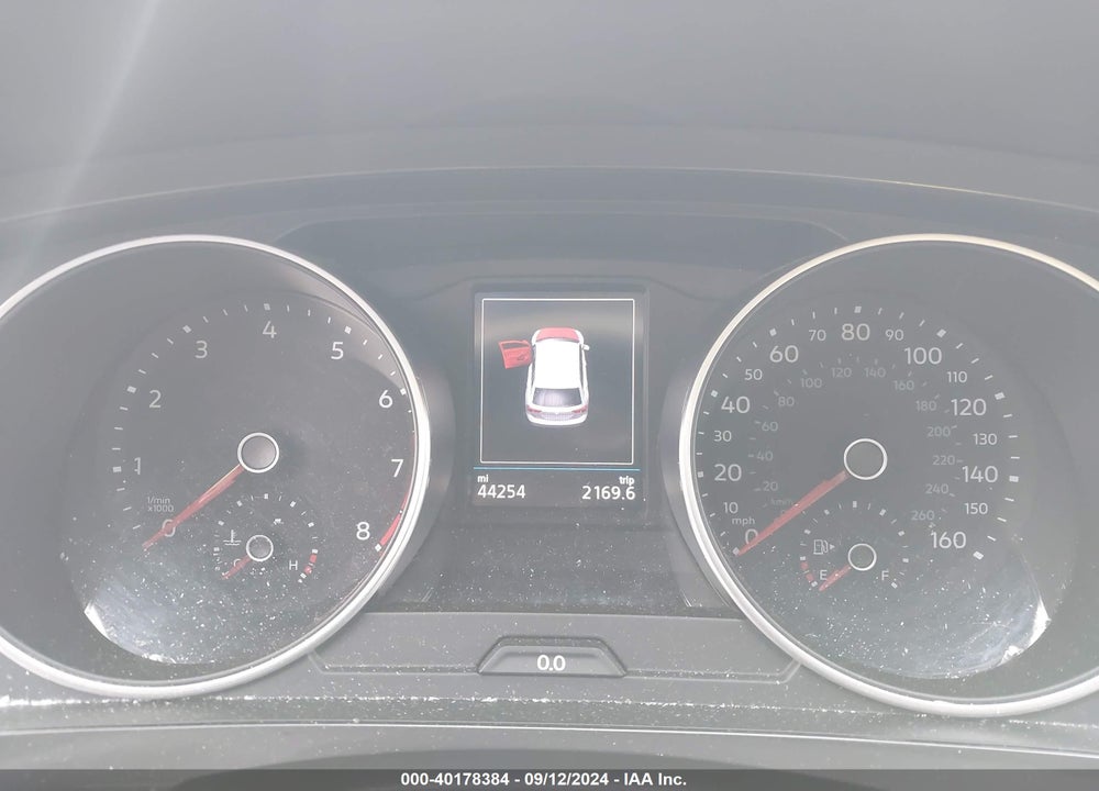 2018 VOLKSWAGEN TIGUAN 2.0T S VIN: 3VV1B7AX2JM036517