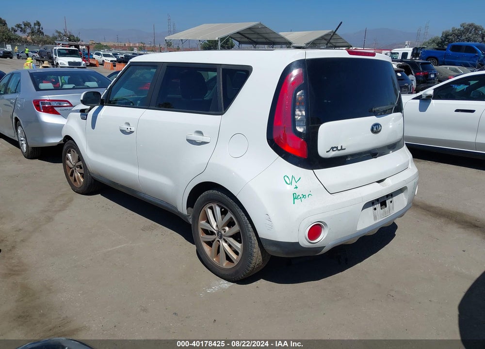 2018 KIA SOUL VIN: KNDJP3A51J7560744