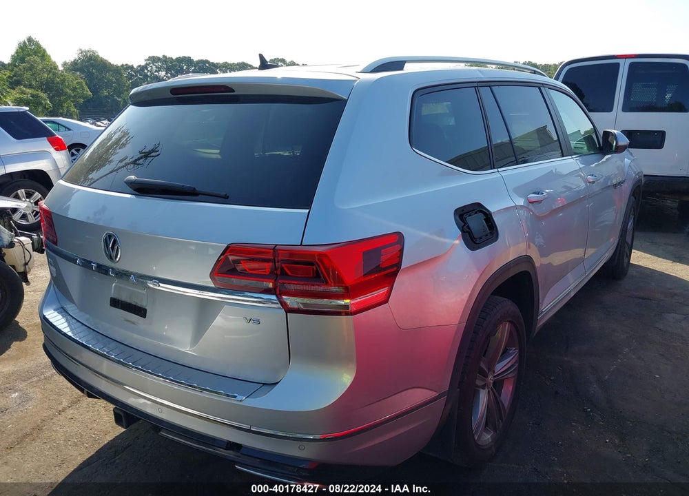2018 VOLKSWAGEN ATLAS 3.6L V6 SEL VIN: 1V2SR2CAXJC573758