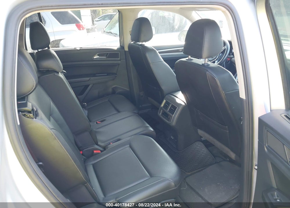 2018 VOLKSWAGEN ATLAS 3.6L V6 SEL VIN: 1V2SR2CAXJC573758