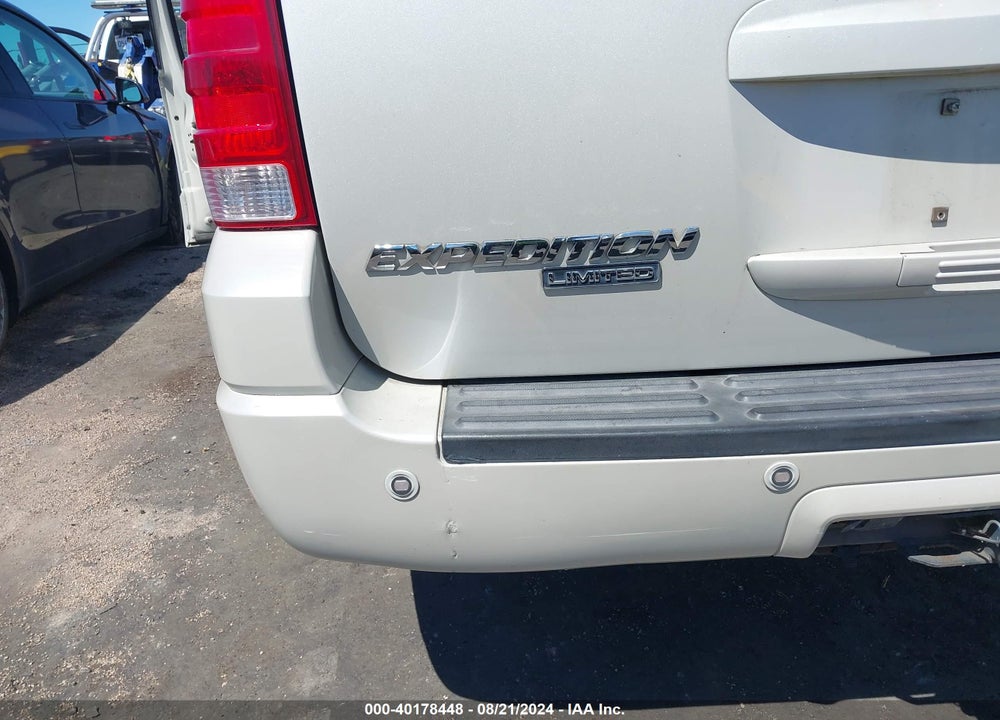 2006 FORD EXPEDITION LIMITED VIN: 1FMFU20536LA38525