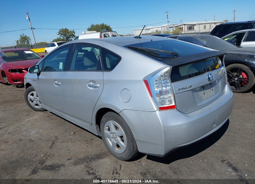 2011 TOYOTA PRIUS TWO VIN: JTDKN3DU6B0256414