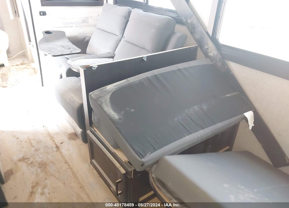 2023 JAYCO JAY FEATHER VIN: 1UJBB0BP8P1J80264