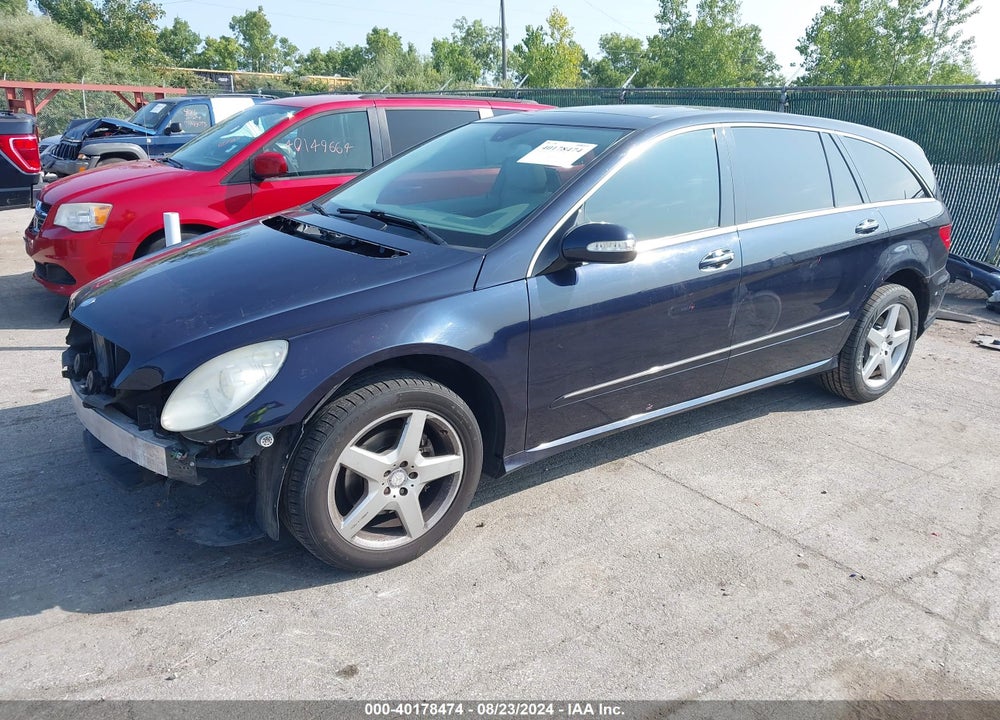 2010 MERCEDES-BENZ R 350 4MATIC VIN: 4JGCB6FE4AA112045