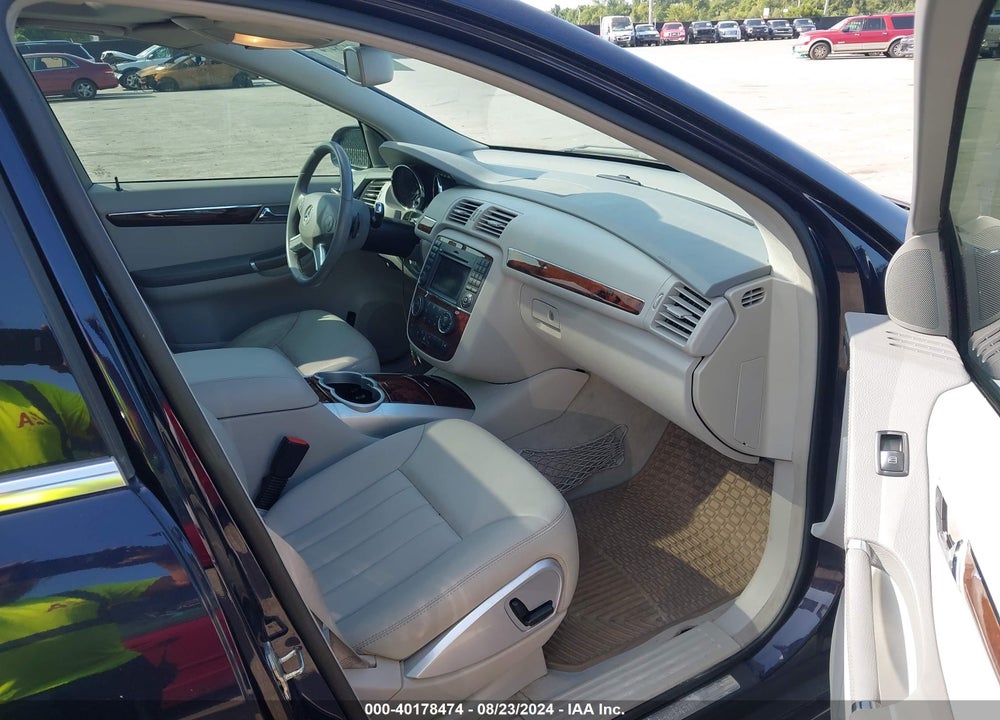 2010 MERCEDES-BENZ R 350 4MATIC VIN: 4JGCB6FE4AA112045