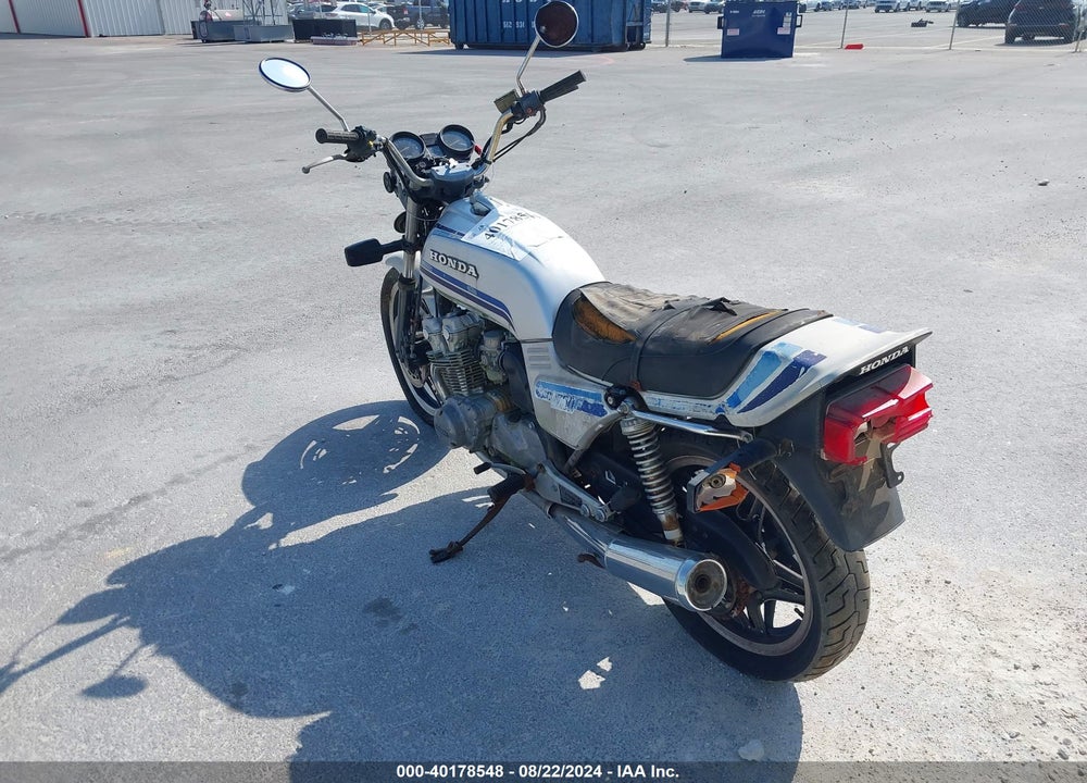 1981 HONDA CB750 F VIN: JH2RC0408BM206811