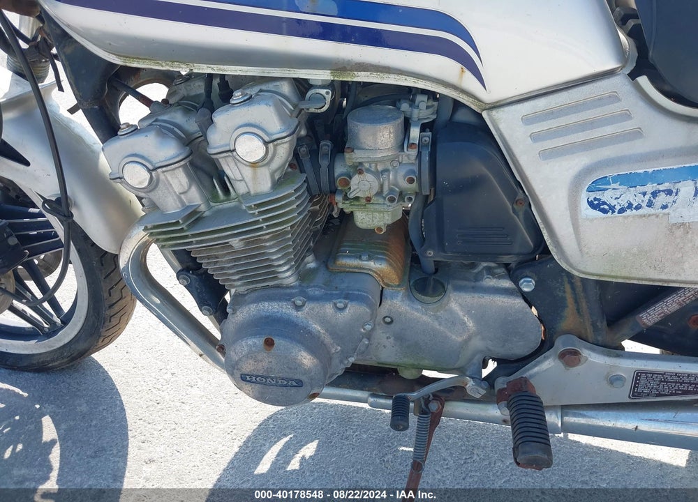 1981 HONDA CB750 F VIN: JH2RC0408BM206811