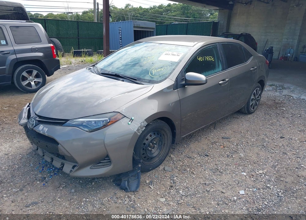 2017 TOYOTA COROLLA LE VIN: 5YFBURHE4HP668600