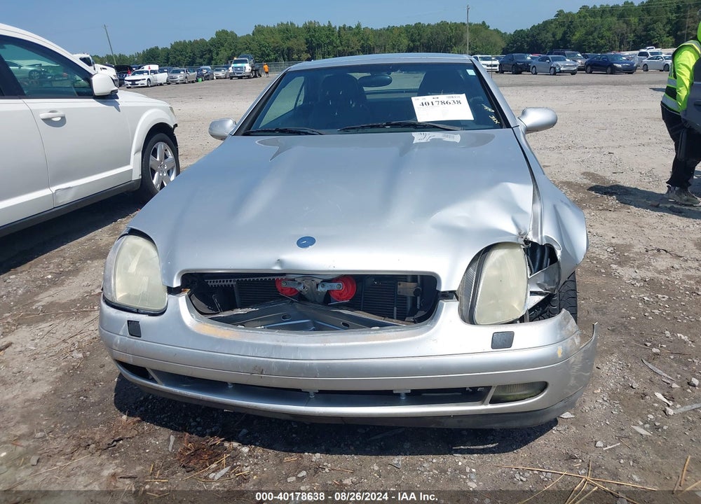 1998 MERCEDES-BENZ SLK 230 VIN: WDBKK47F7WF073567