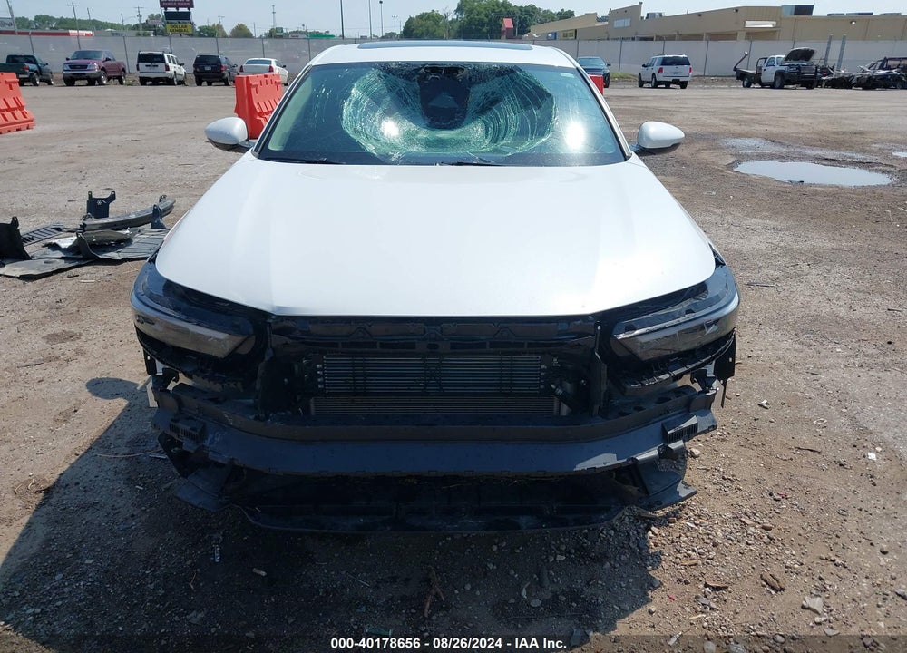 2024 HONDA ACCORD HYBRID TOURING VIN: 1HGCY2F86RA004318