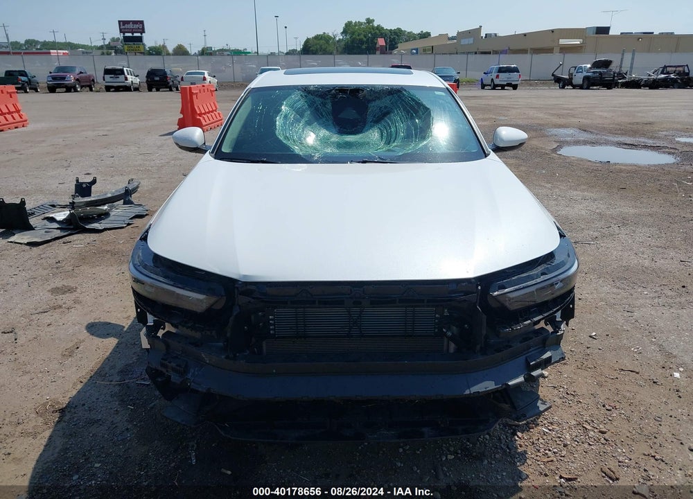 2024 HONDA ACCORD HYBRID TOURING VIN: 1HGCY2F86RA004318