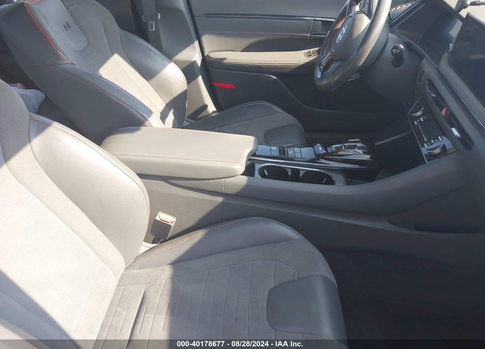 2021 HYUNDAI SONATA VIN: 5NPEK4JC1MH105834