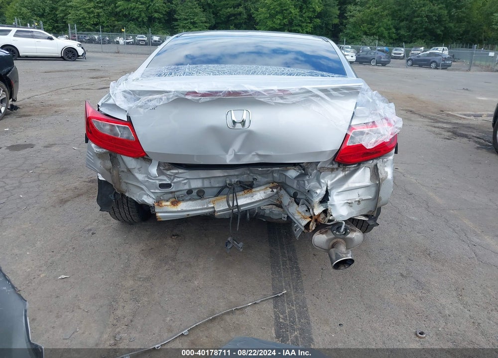 2014 HONDA ACCORD EX VIN: 1HGCT1B79EA015796