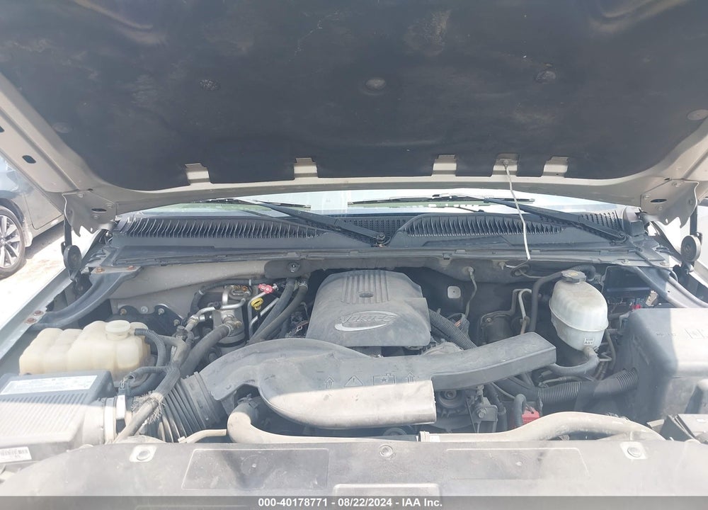 2006 CHEVROLET SUBURBAN 1500 LS VIN: 3GNEC16ZX6G124913