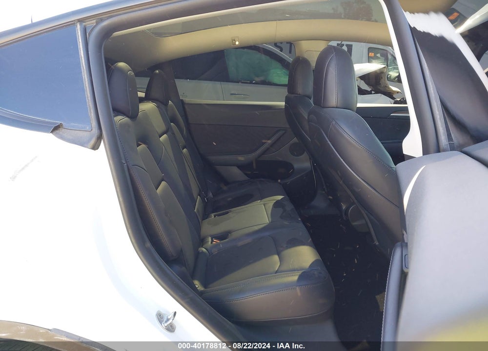 2022 TESLA MODEL Y PERFORMANCE DUAL MOTOR ALL-WHEEL DRIVE VIN: 7SAYGDEF3NF547441