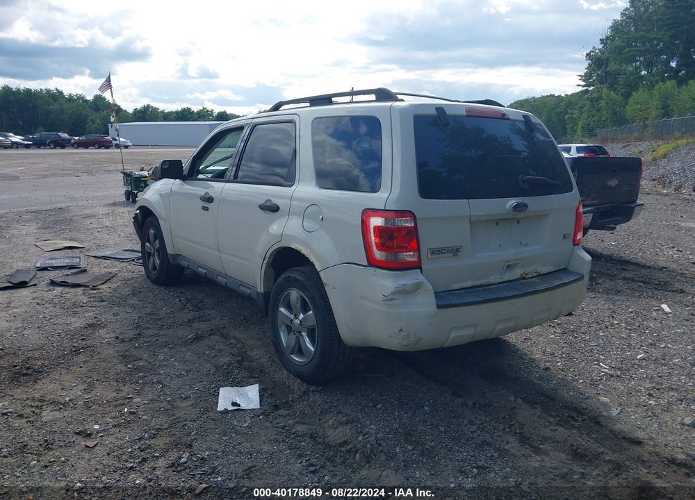 2011 FORD ESCAPE XLT VIN: 1FMCU9DG7BKA65377