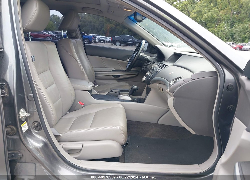 2009 HONDA ACCORD 2.4 EX-L VIN: 1HGCP26879A139780