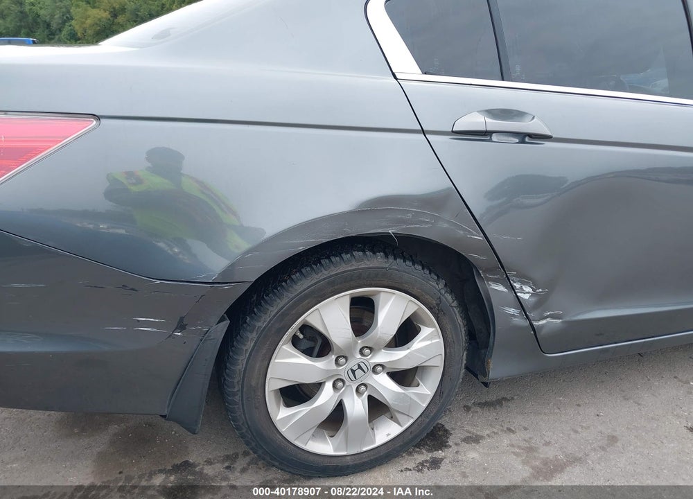 2009 HONDA ACCORD 2.4 EX-L VIN: 1HGCP26879A139780