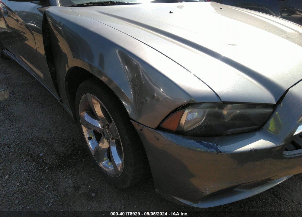 2011 DODGE CHARGER VIN: 2B3CL3CG3BH608884
