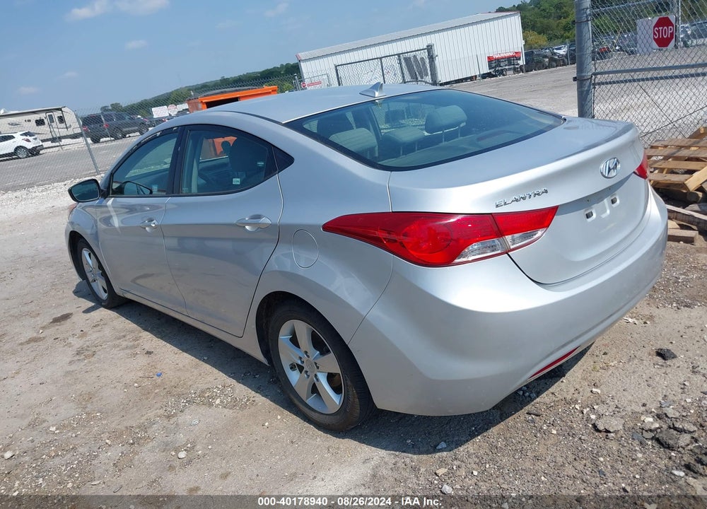 2013 HYUNDAI ELANTRA GLS VIN: KMHDH4AE1DU767748