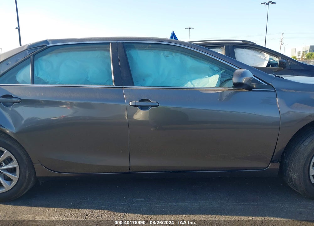 2017 TOYOTA CAMRY LE VIN: 4T1BF1FK7HU430551